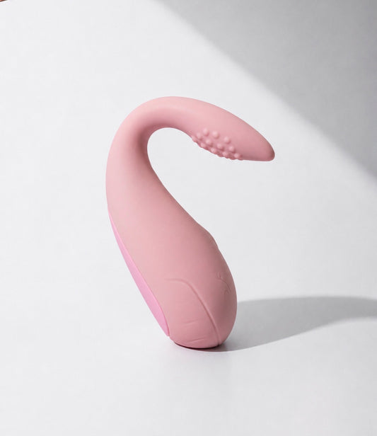 Ballena vibrador recargable con colita estimuladora de clítoris