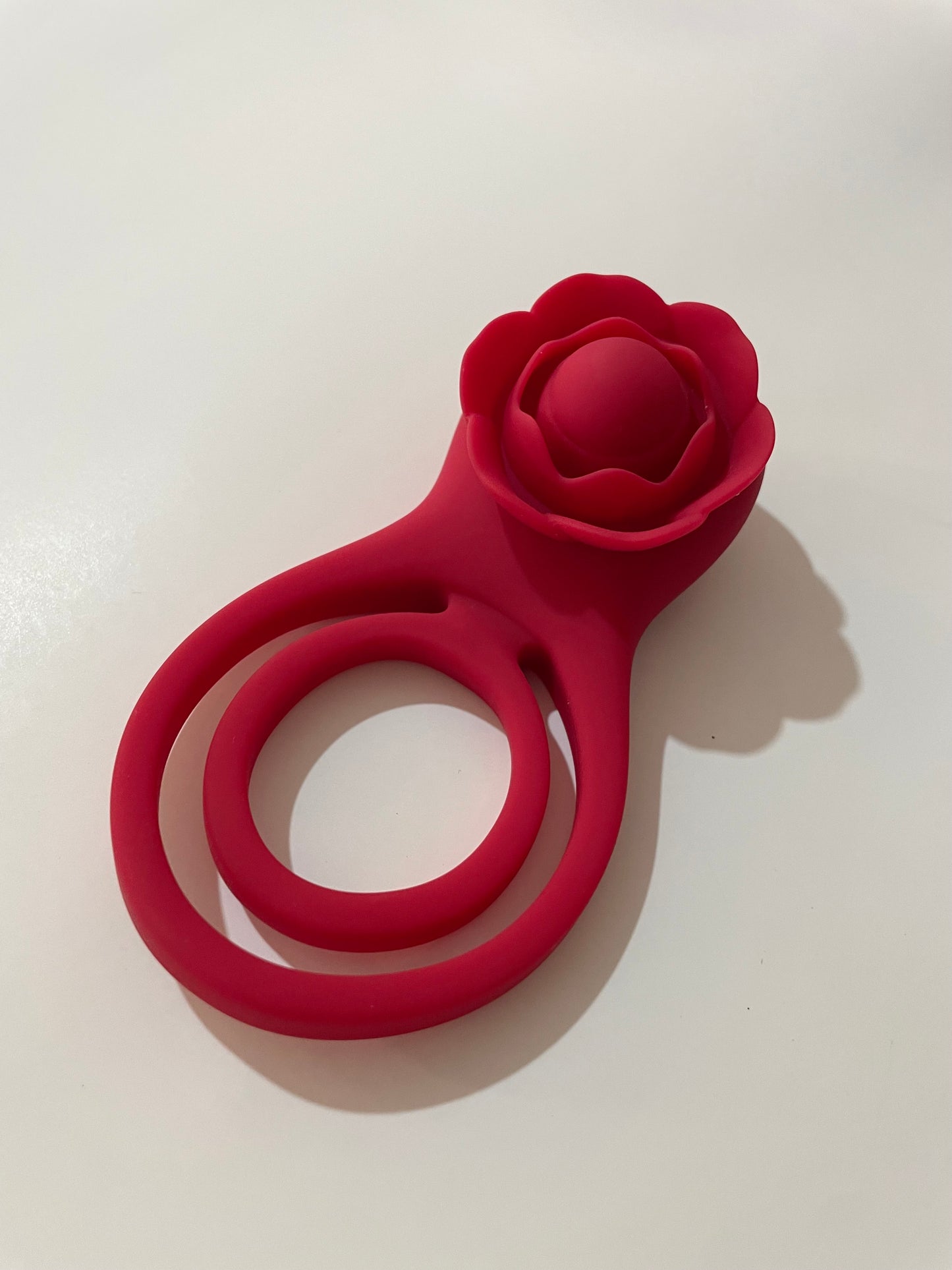 Flor retardante para pene con estimulador de clítoris