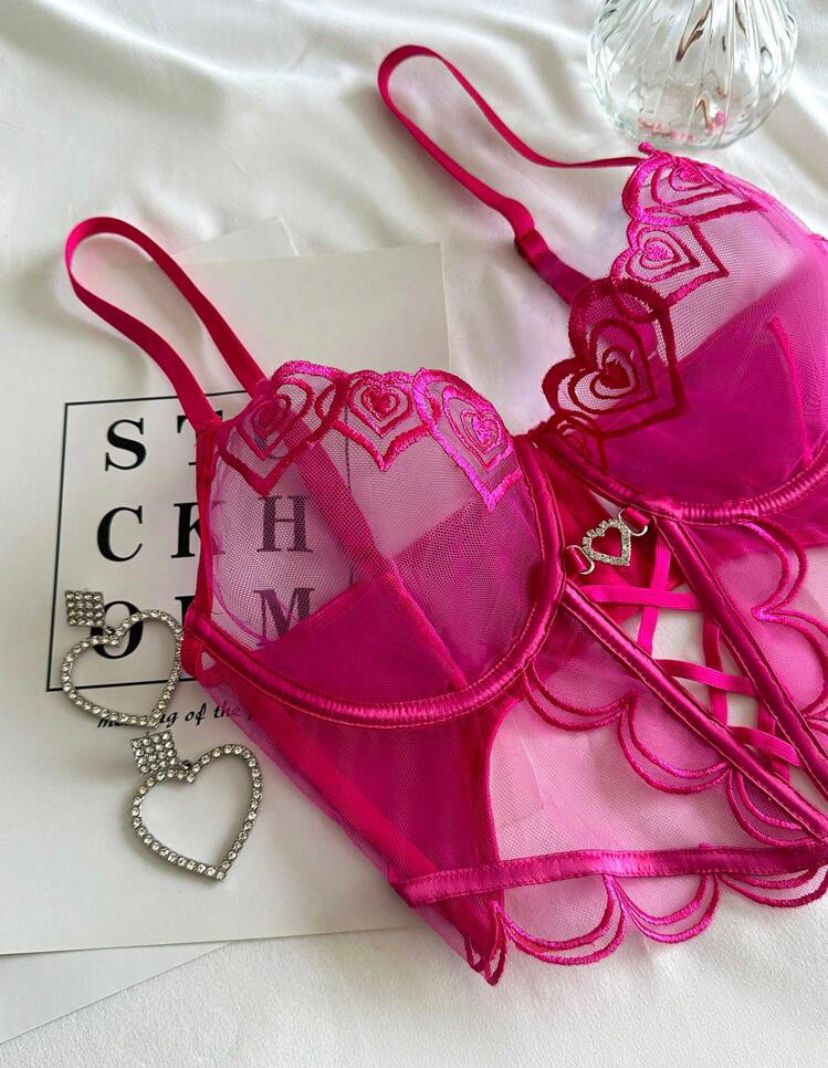 Lenceria fucsia