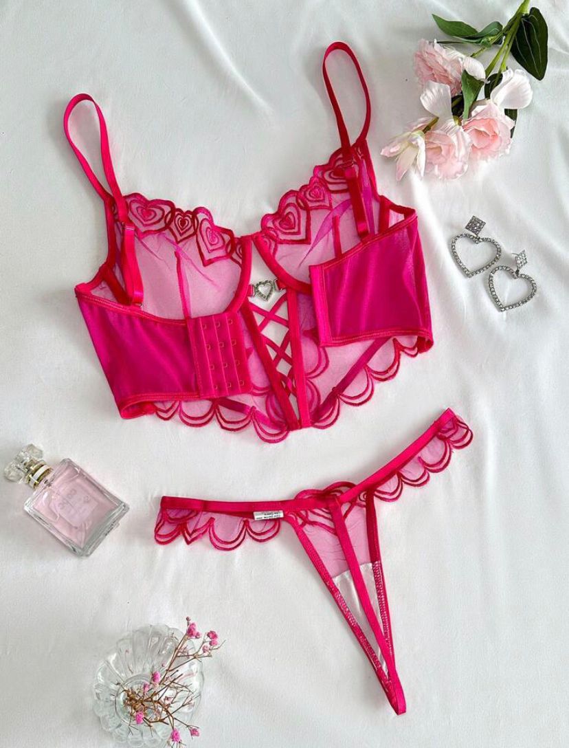 Lenceria fucsia